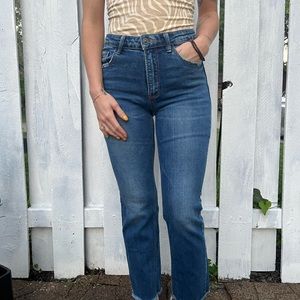 Medium wash very comfy jeans